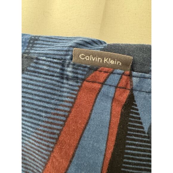 Calvin Klein Men’s Size Small/Petite Blue Pattern Button Up Shirt - Picture 8 of 10